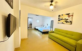 DGM Lofts MTY MN 960 C centro cerca de todo